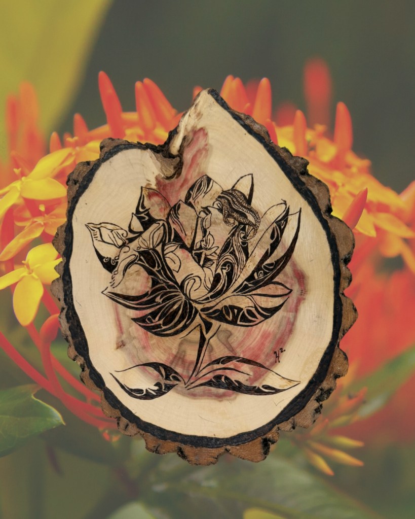 Natures embrace on Maple disk